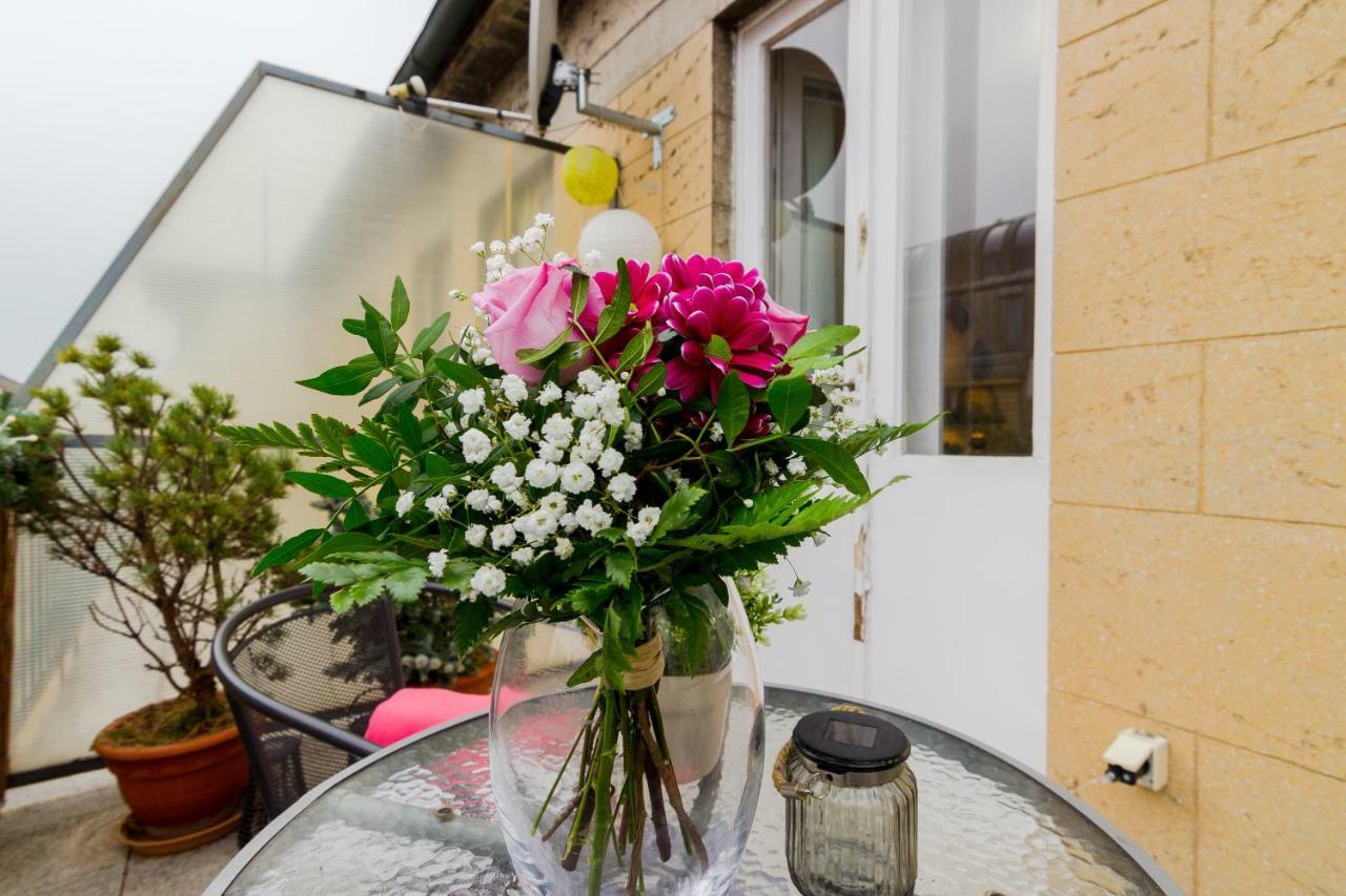 Old Town Studio Apartment Praha Bagian luar foto